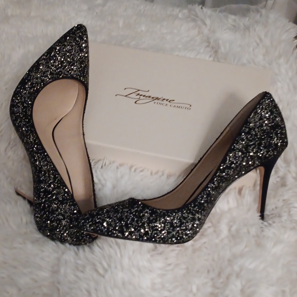VINCE CAMUTO "Imagine"  Black sequen heels - Picture 1 of 5